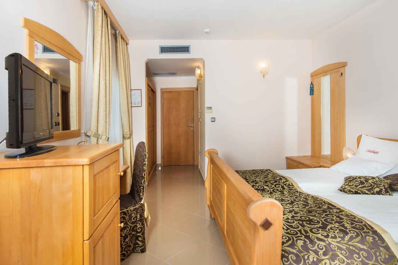 Hotel Miramare Водице Екстериор снимка