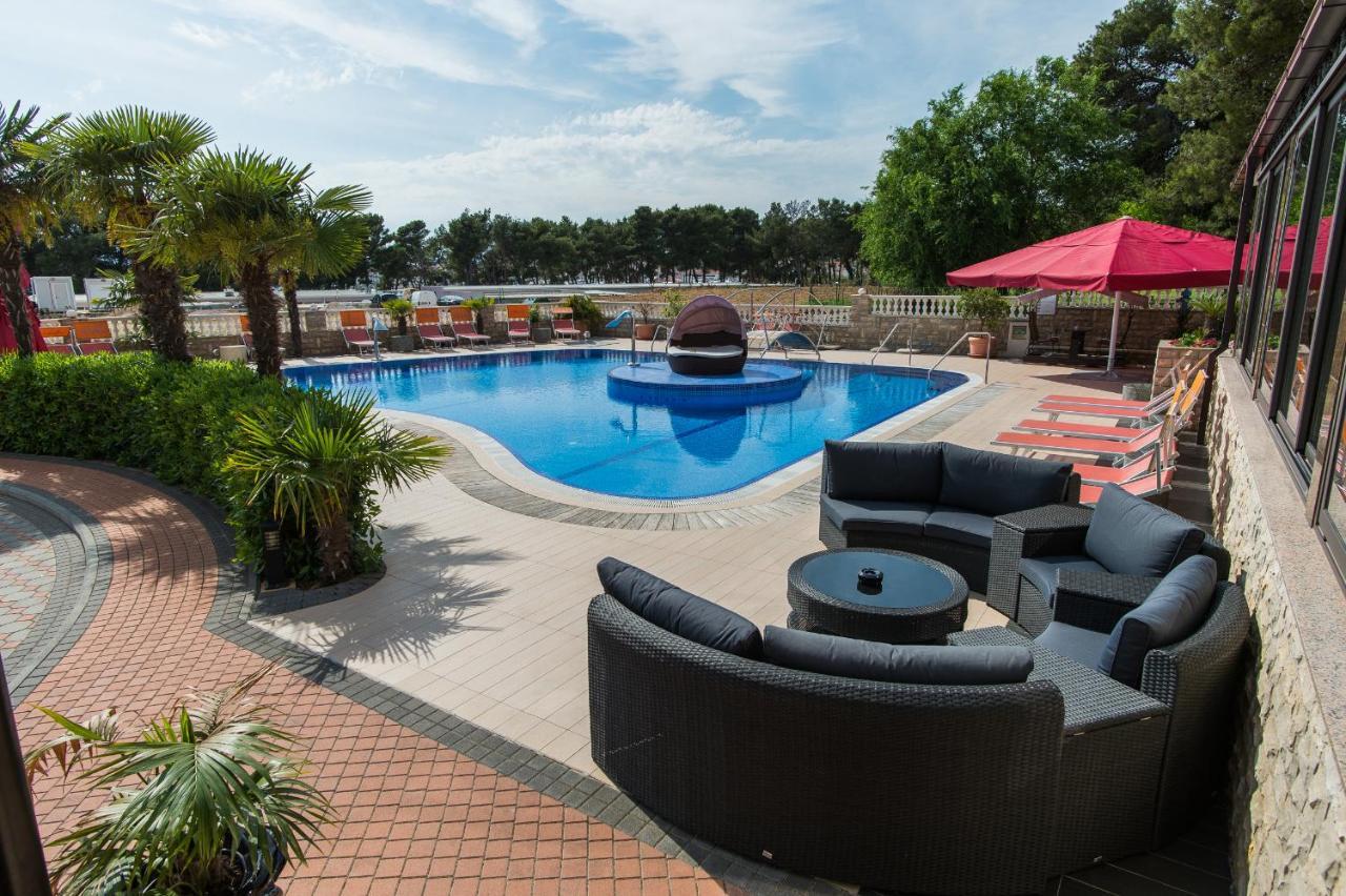 Hotel Miramare Водице Екстериор снимка