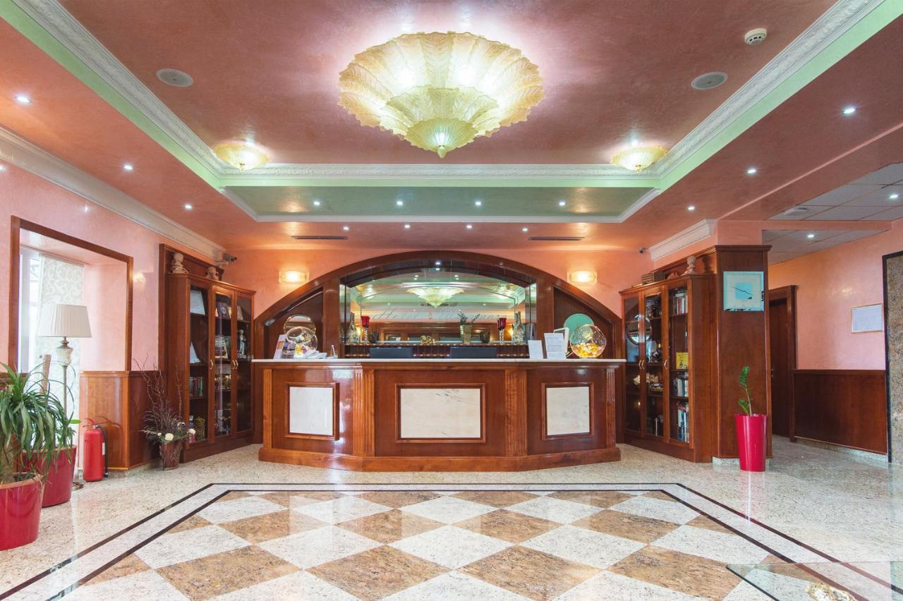 Hotel Miramare Водице Екстериор снимка